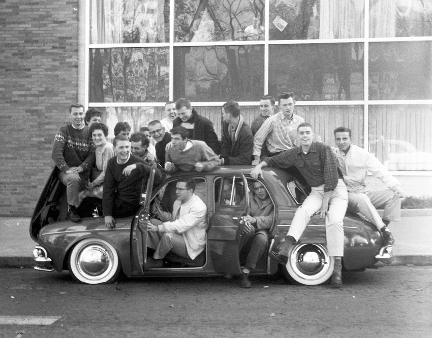 This image has an empty alt attribute; its file name is image-2.png